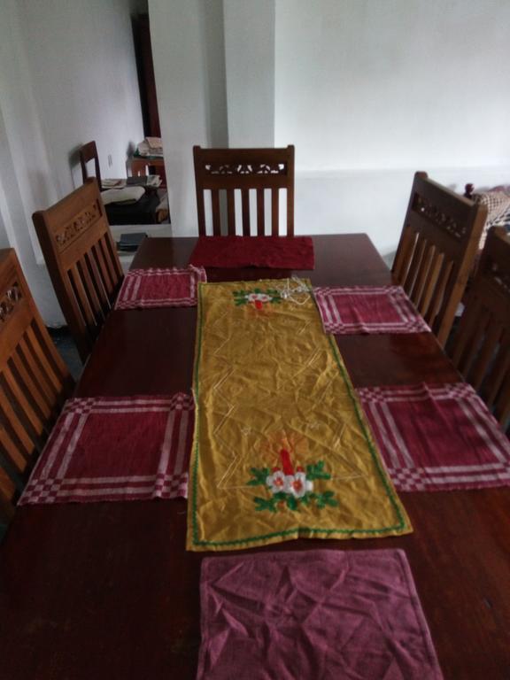 فندق The Garden Rest كاندي المظهر الخارجي الصورة